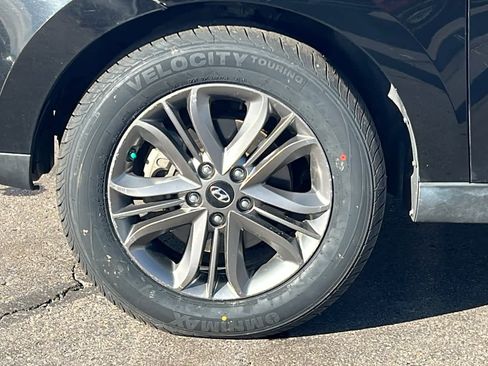 Used 2015 Hyundai Tucson SE image 9