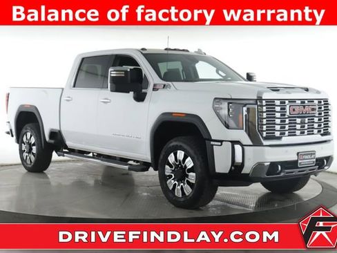 Used 2025 GMC Sierra 2500 Denali w/ Denali Reserve Package AWD/4WD image 1