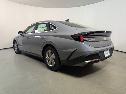 New 2026 Hyundai Sonata SE FWD image 5