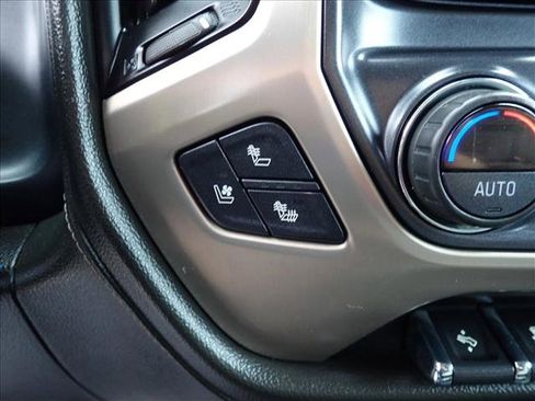 Used 2019 GMC Sierra 2500 Denali w/ Duramax Plus Package AWD/4WD image 19