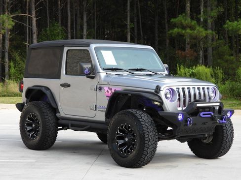 Used 2018 Jeep Wrangler Sport AWD/4WD image 39