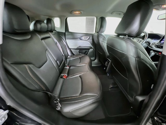 Used 2022 Jeep Compass Latitude AWD/4WD image 37