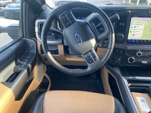 Used 2025 Ford F250 Lariat w/ Lariat Ultimate Package image 14