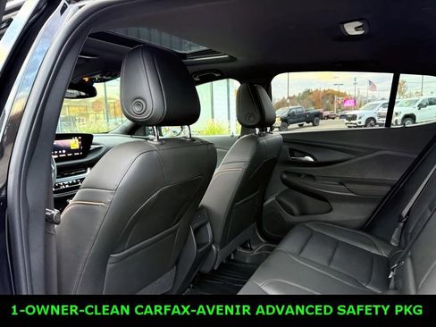 Certified 2024 Buick Envista Avenir image 9