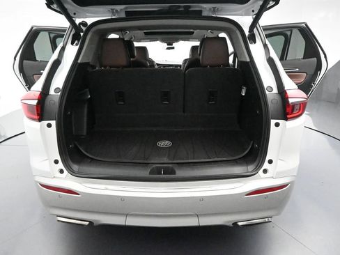 Used 2019 Buick Enclave Avenir w/ Avenir Technology Package AWD/4WD image 24