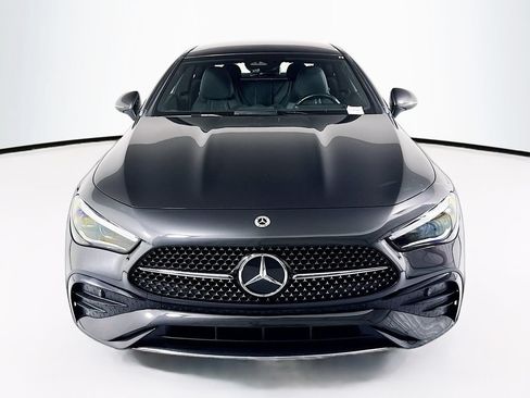 Certified 2025 Mercedes-Benz CLE 300 4MATIC Coupe image 2