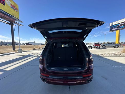 Used 2024 Jeep Grand Cherokee L Summit image 27