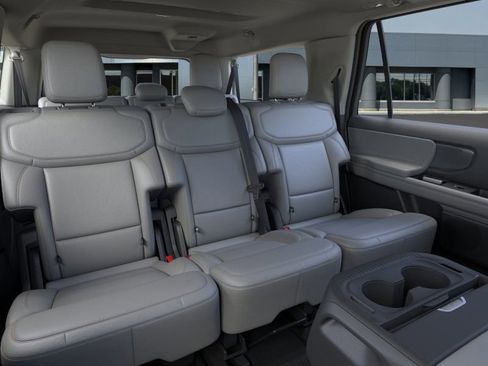 New 2025 Ford Expedition Max Active image 11