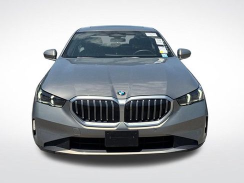 Used 2024 BMW 530i RWD image 10