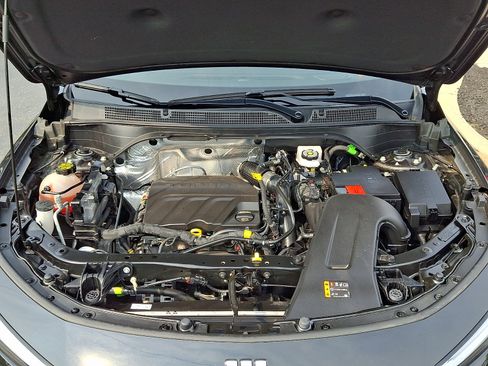 Used 2025 Buick Envista Sport Touring w/ Convenience I Package FWD image 27
