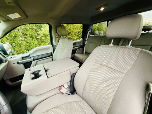 Used 2015 Ford F150 XLT w/ Equipment Group 302A Luxury image 33