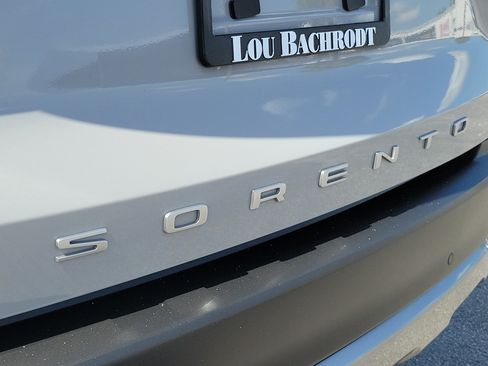 Used 2022 Kia Sorento SX Prestige w/ Rust Color Package AWD/4WD image 12