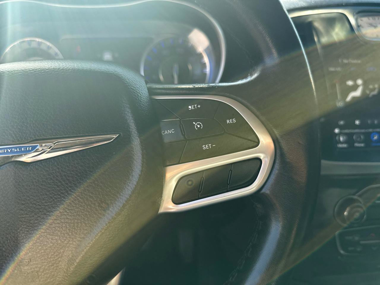 Used 2021 Chrysler 300 Touring w/ Sport Appearance Package RWD image 18