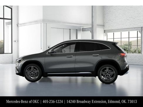 Used 2026 Mercedes-Benz GLA 250 GLA  250 image 33