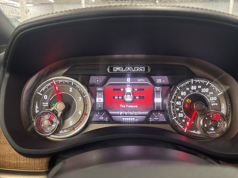 Used 2019 RAM 3500 Limited image 20