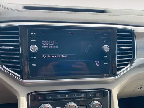 Used 2019 Volkswagen Atlas SEL FWD image 26