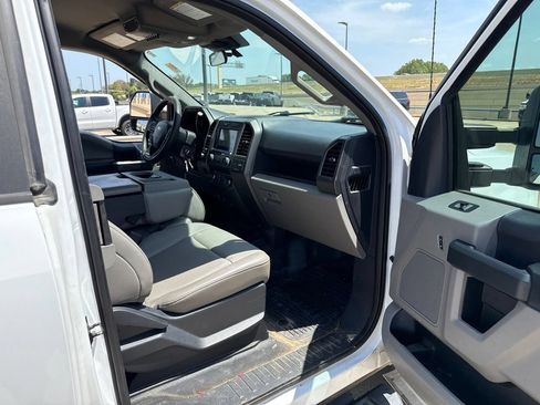 Used 2022 Ford F250 XL w/ Power Equipment Group AWD/4WD image 14