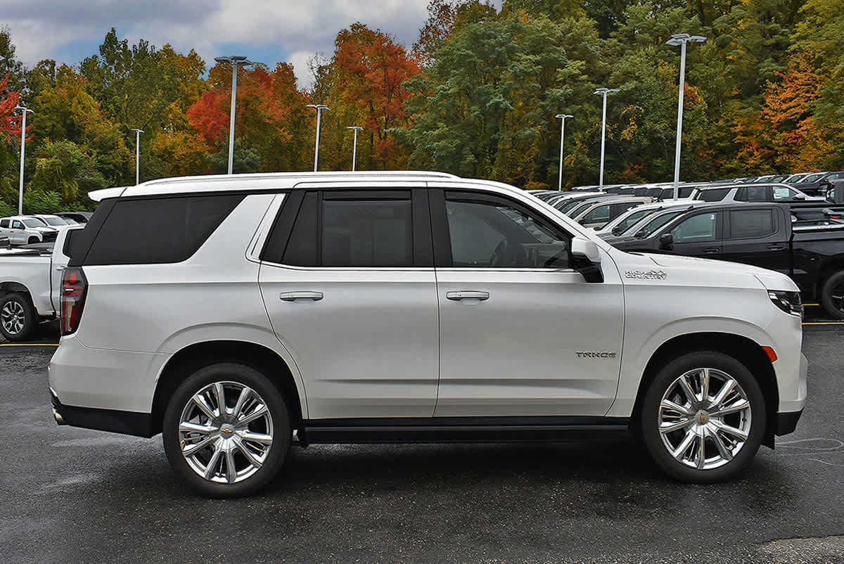 Used 2023 Chevrolet Tahoe High Country AWD/4WD image 6