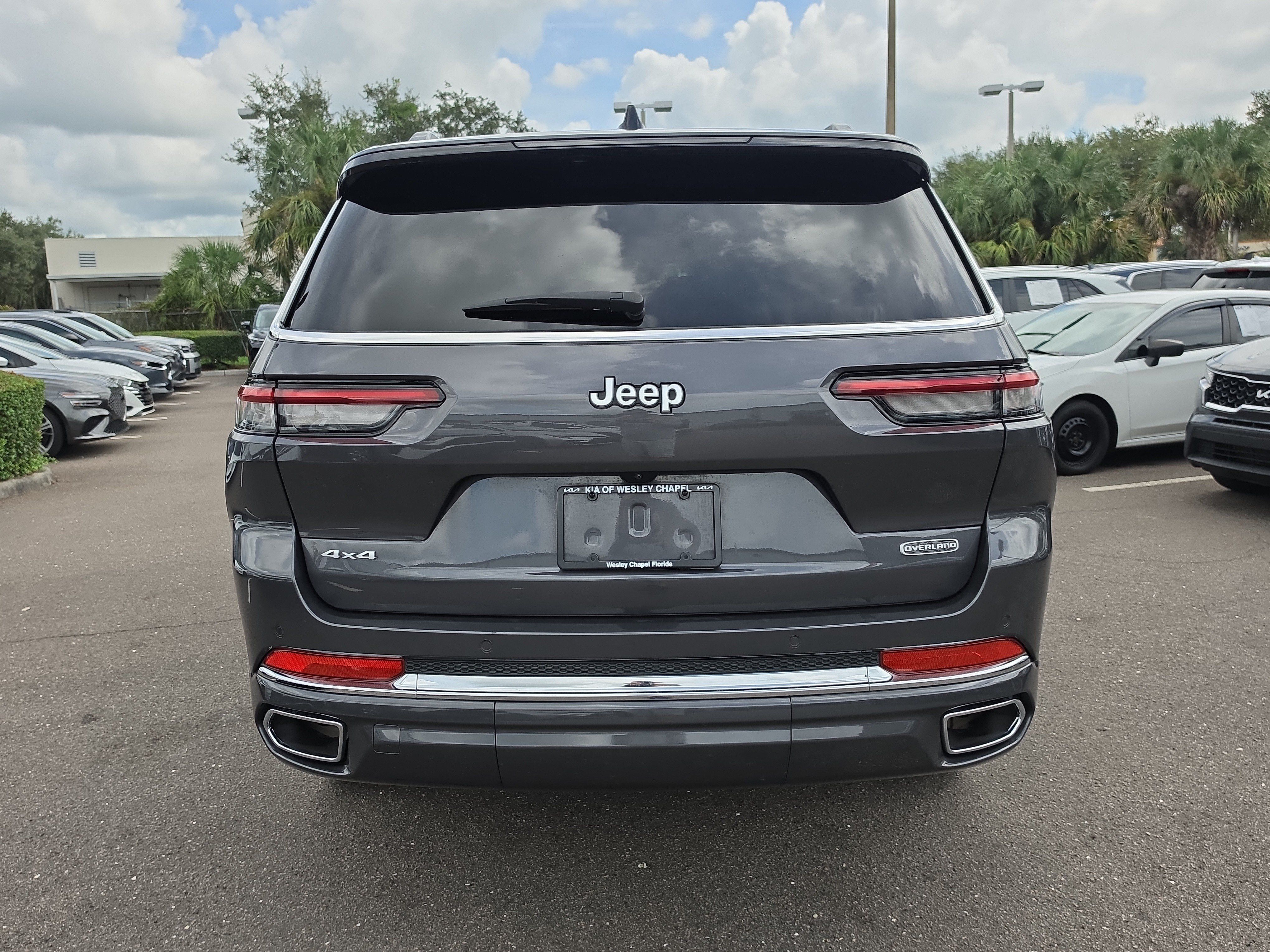 Used 2024 Jeep Grand Cherokee L Overland AWD/4WD image 7