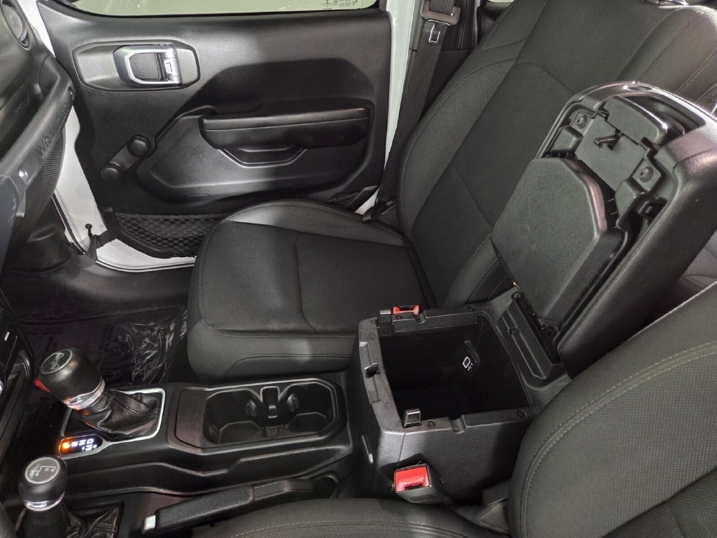 Used 2019 Jeep Wrangler Unlimited Sport AWD/4WD image 22