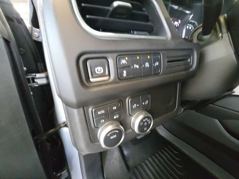 Used 2021 GMC Yukon XL SLT AWD/4WD image 29