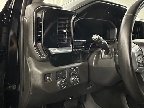 Used 2023 Chevrolet Silverado 1500 RST w/ Redline Edition AWD/4WD image 14