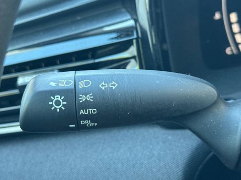 Used 2025 Toyota Camry LE image 37