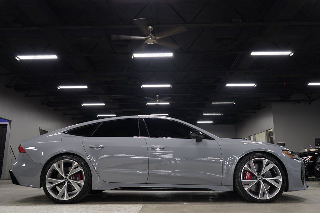 Used 2021 Audi RS 7 Sportback w/ Black Optic Package AWD/4WD image 6