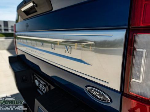 Used 2022 Ford F350 Platinum w/ FX4 Off-Road Package image 17