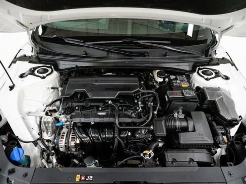 Certified 2025 Kia K4 FWD image 3