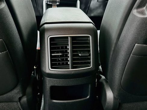 Used 2025 Kia Sportage EX FWD image 25