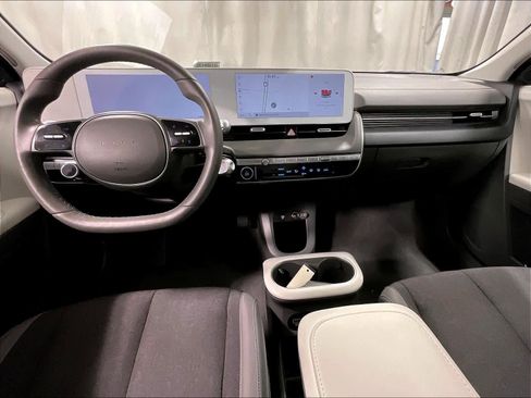 Used 2024 Hyundai Ioniq 5 SEL image 21