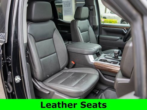 Used 2025 GMC Sierra 1500 Elevation w/ Elevation Premium Package AWD/4WD image 9