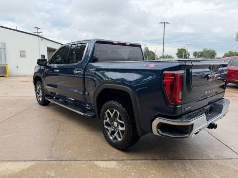 Used 2022 GMC Sierra 1500 SLT w/ SLT Premium Package AWD/4WD image 29