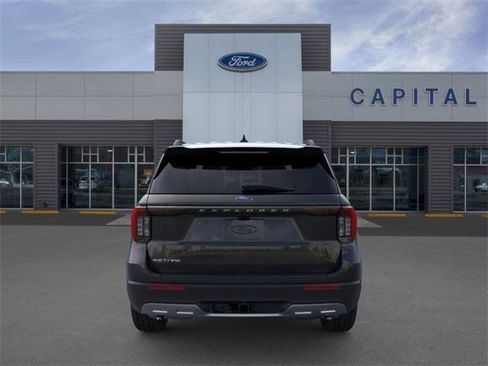 New 2025 Ford Explorer Active w/ Active Comfort Package image 5