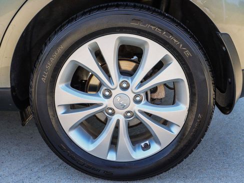 Used 2014 Kia Soul + FWD image 15