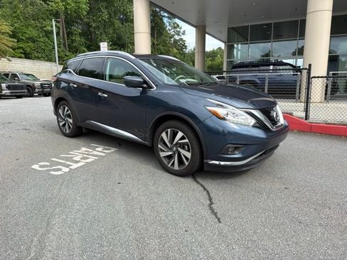 Used 2016 Nissan Murano Platinum w/ Platinum Technology Package FWD image 2