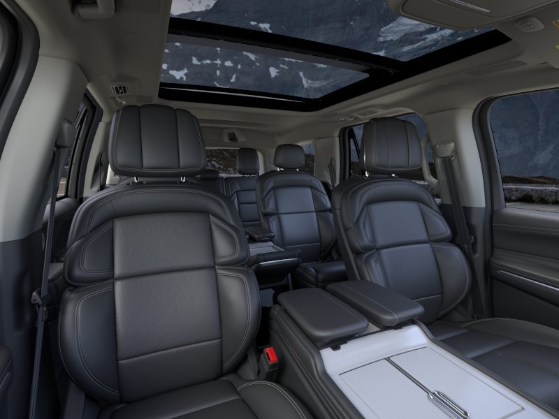 New 2026 Lincoln Navigator Reserve AWD/4WD image 10