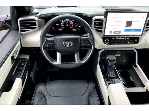 Used 2024 Toyota Sequoia Capstone image 8