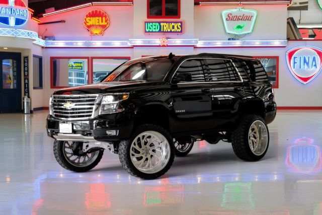 Used 2017 Chevrolet Tahoe LT AWD/4WD image 2