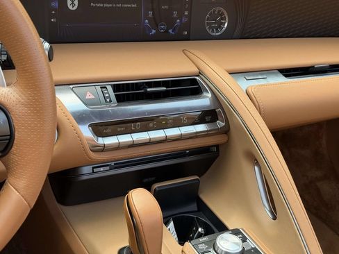 Used 2022 Lexus LC 500 Convertible w/ Touring Package RWD image 19