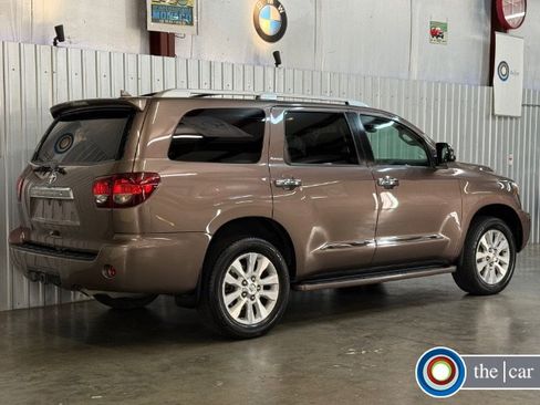 Used 2018 Toyota Sequoia Platinum w/ Carpet Mat Package image 4
