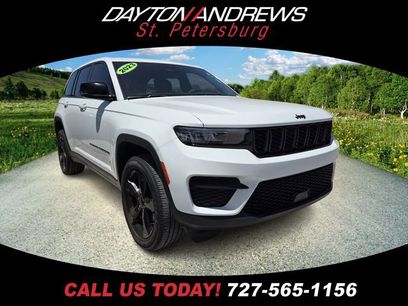 Used 2023 Jeep Grand Cherokee Altitude