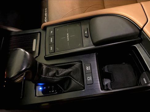 Used 2021 Lexus ES 300h Ultra Luxury w/ Accessory Package 2 image 16