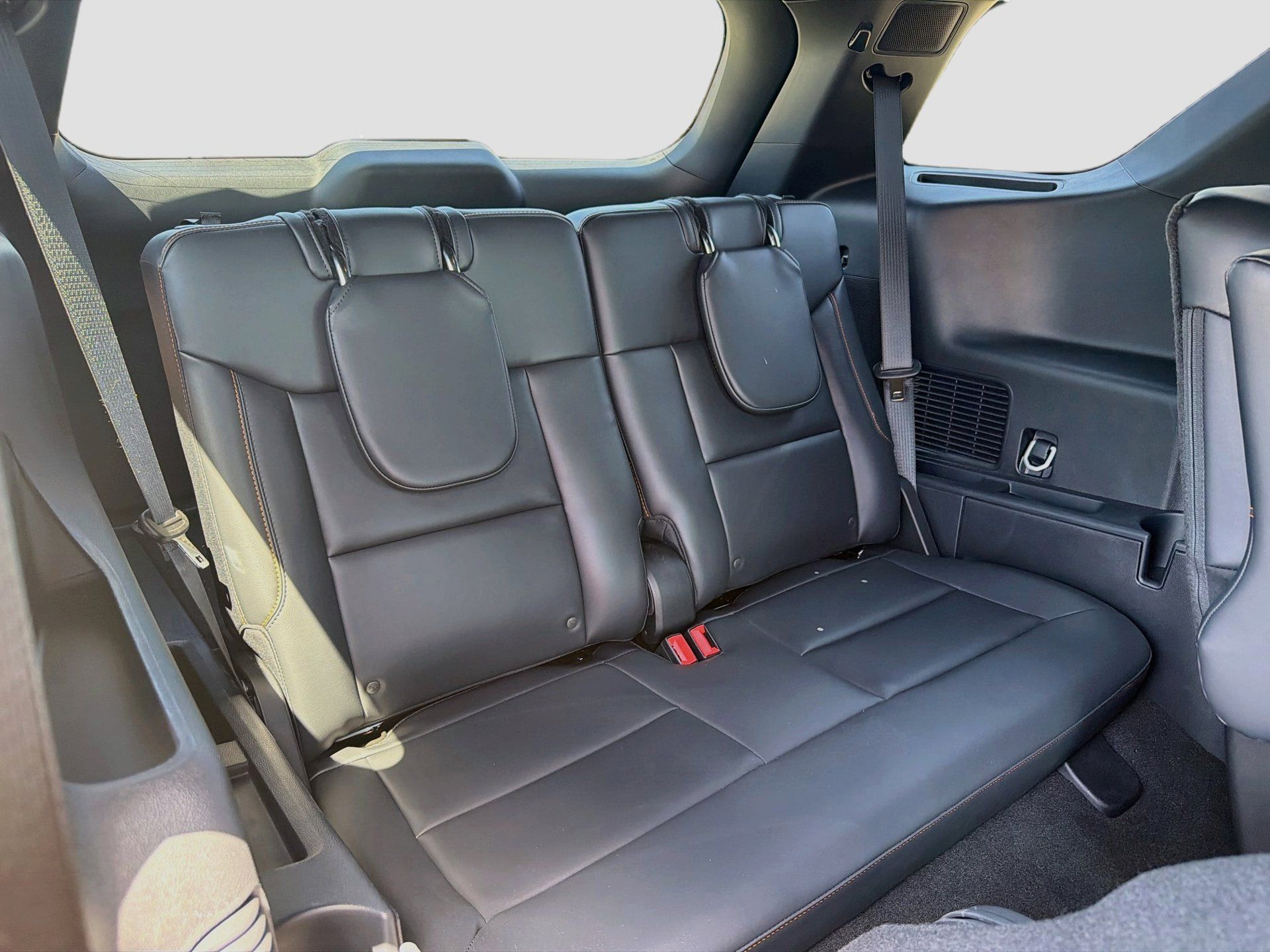 Certified 2026 Ford Explorer Tremor w/ Tremor Ultimate Package AWD/4WD image 34