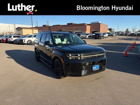 Certified 2025 Hyundai Santa Fe Calligraphy image 1