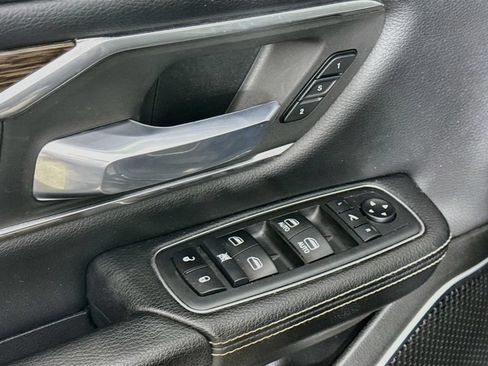 Used 2020 RAM 1500 Laramie AWD/4WD image 19