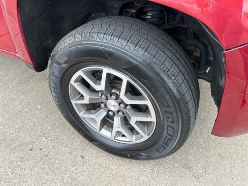 Used 2017 GMC Canyon SLE w/ All Terrain Package image 9