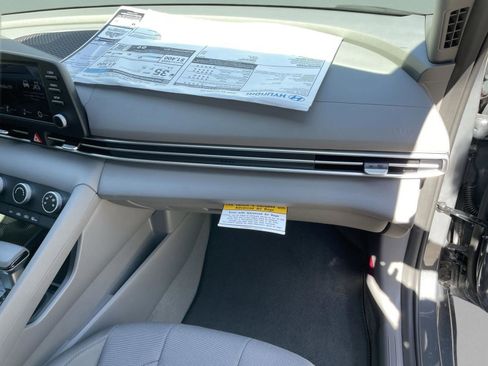 New 2026 Hyundai Elantra SE image 20