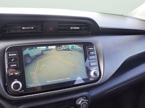 Used 2021 Nissan Kicks SV image 21